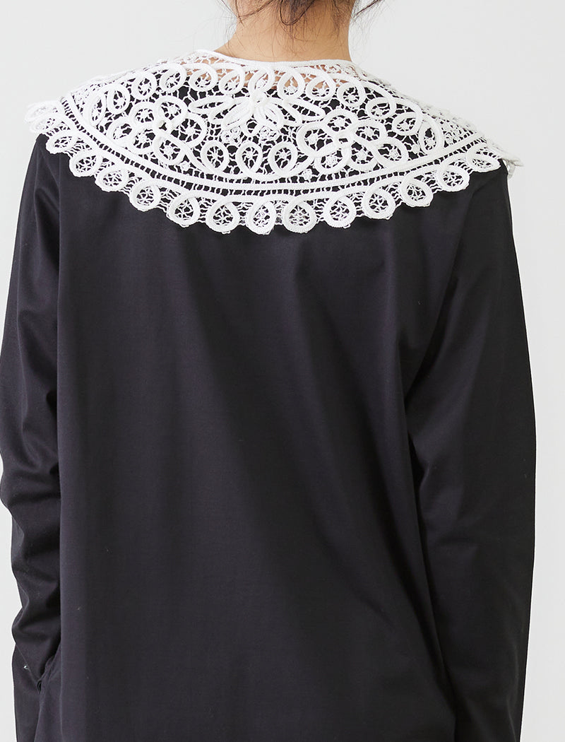 EMBROIDERY COLLAR