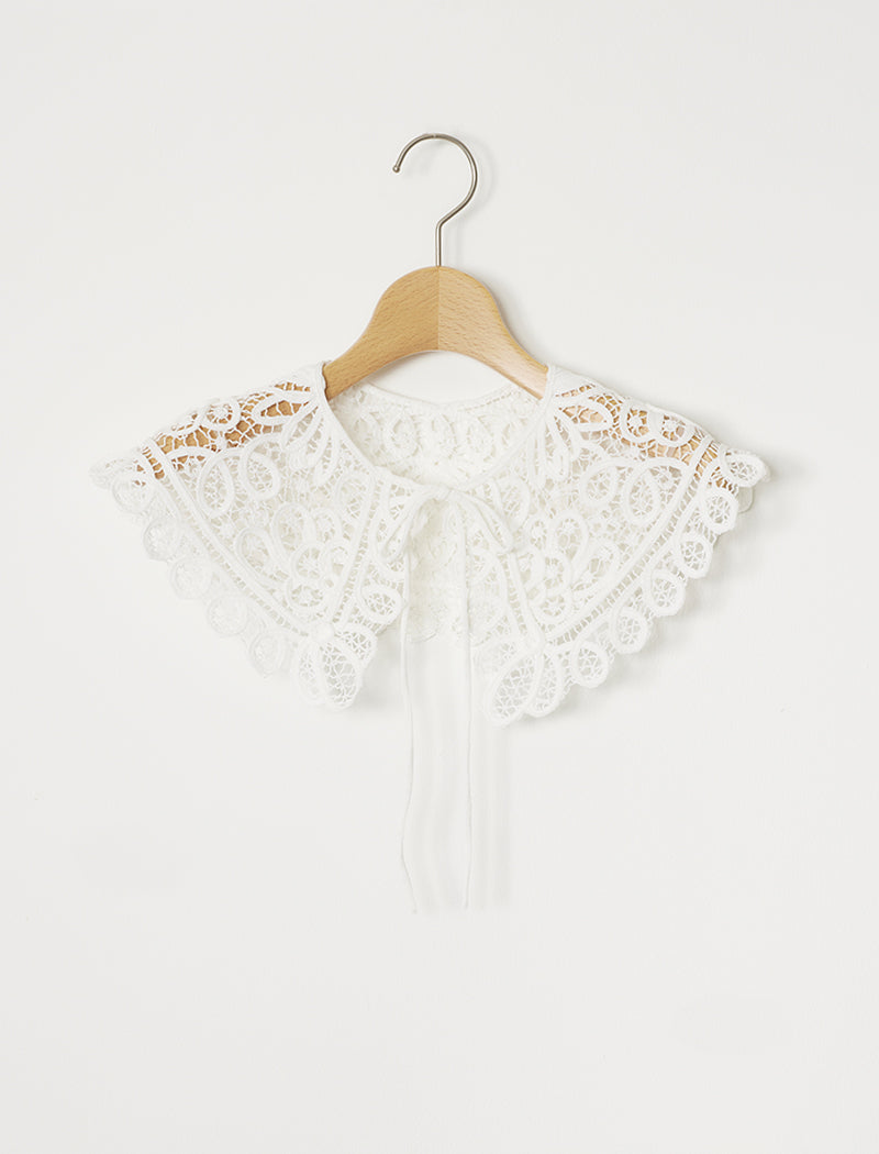 EMBROIDERY COLLAR