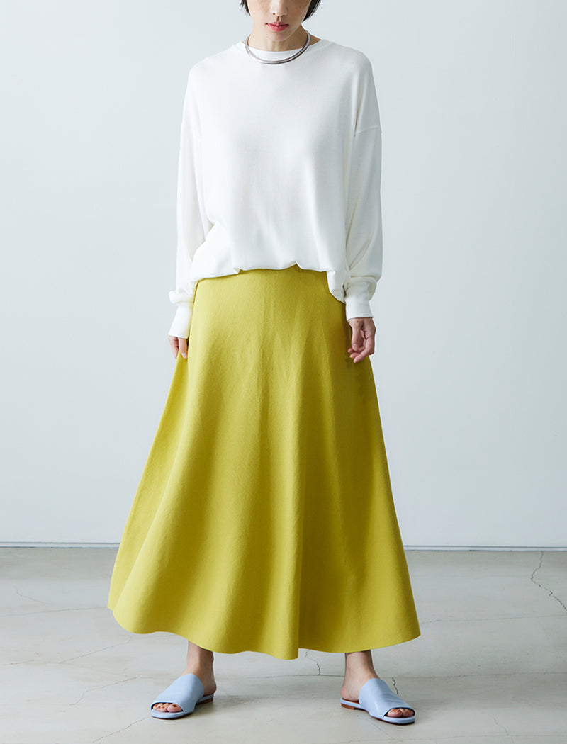 SMOOTH KNIT FLARED SKIRT
