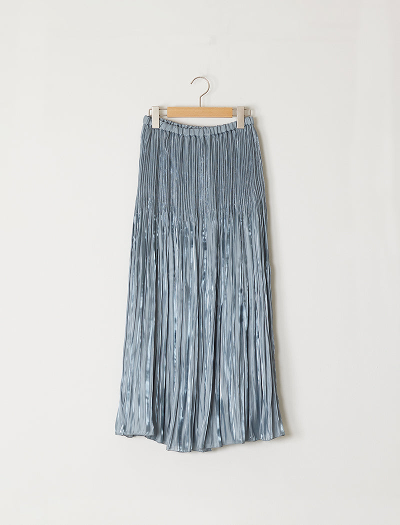 SHINY PLEATED SKIRT