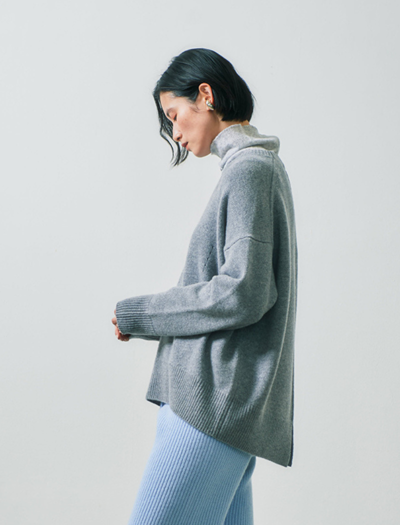 CASHMERE BLENDED TOP