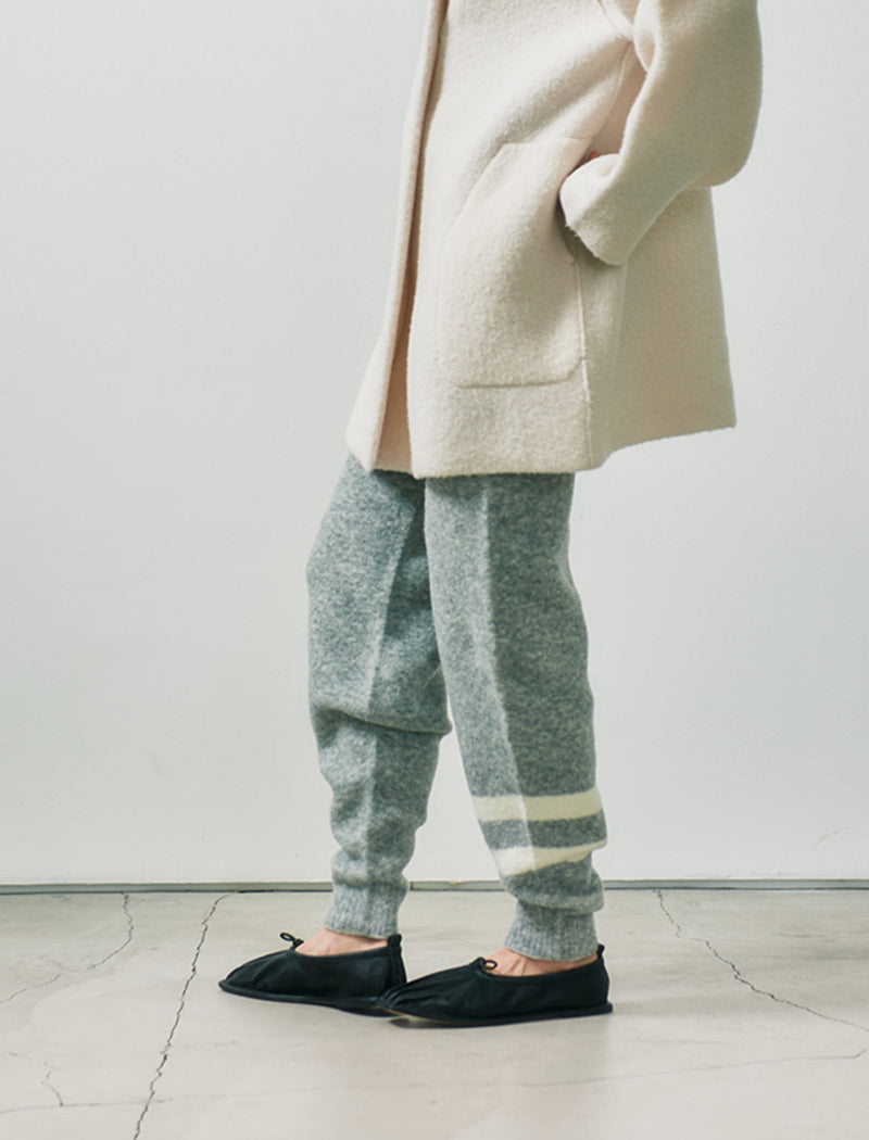 SEAMLESS JOGGER PANTS