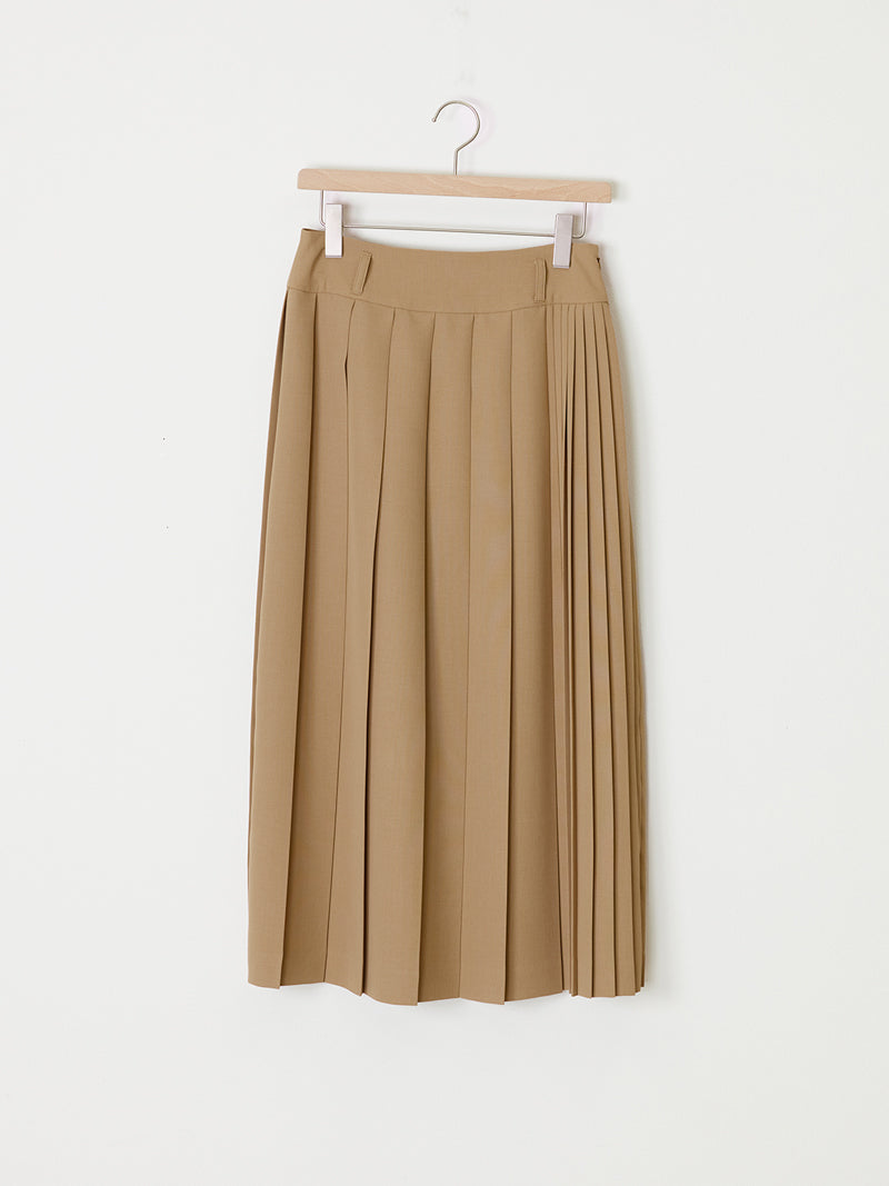 ASYMMETRIC PLEATED SKIRT