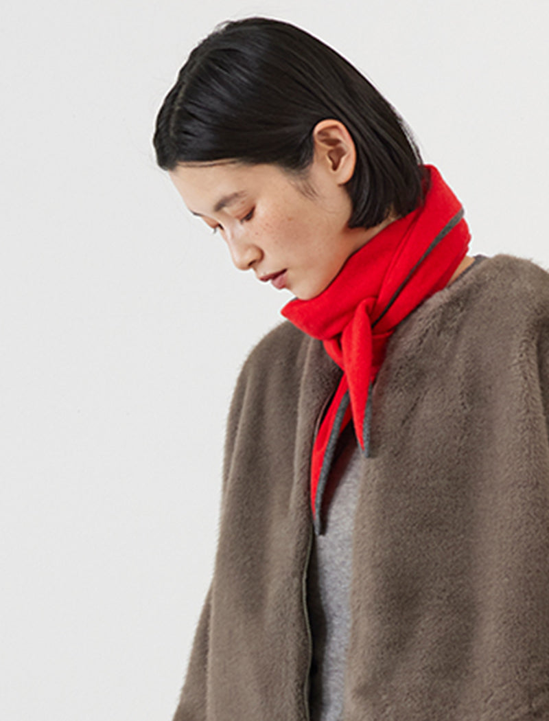 CASHMERE DIAMOND SCARF