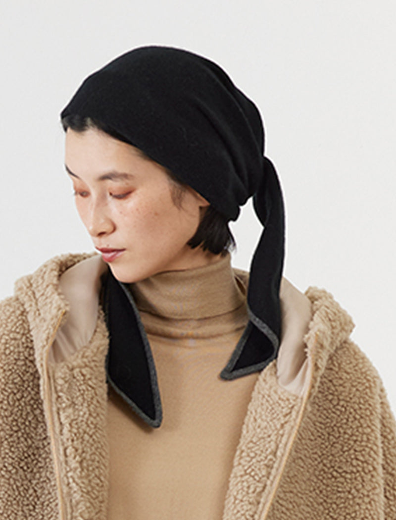 CASHMERE DIAMOND SCARF