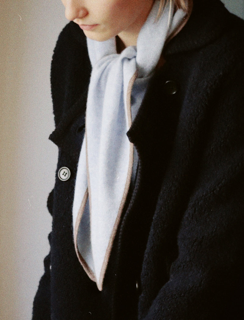 CASHMERE DIAMOND SCARF