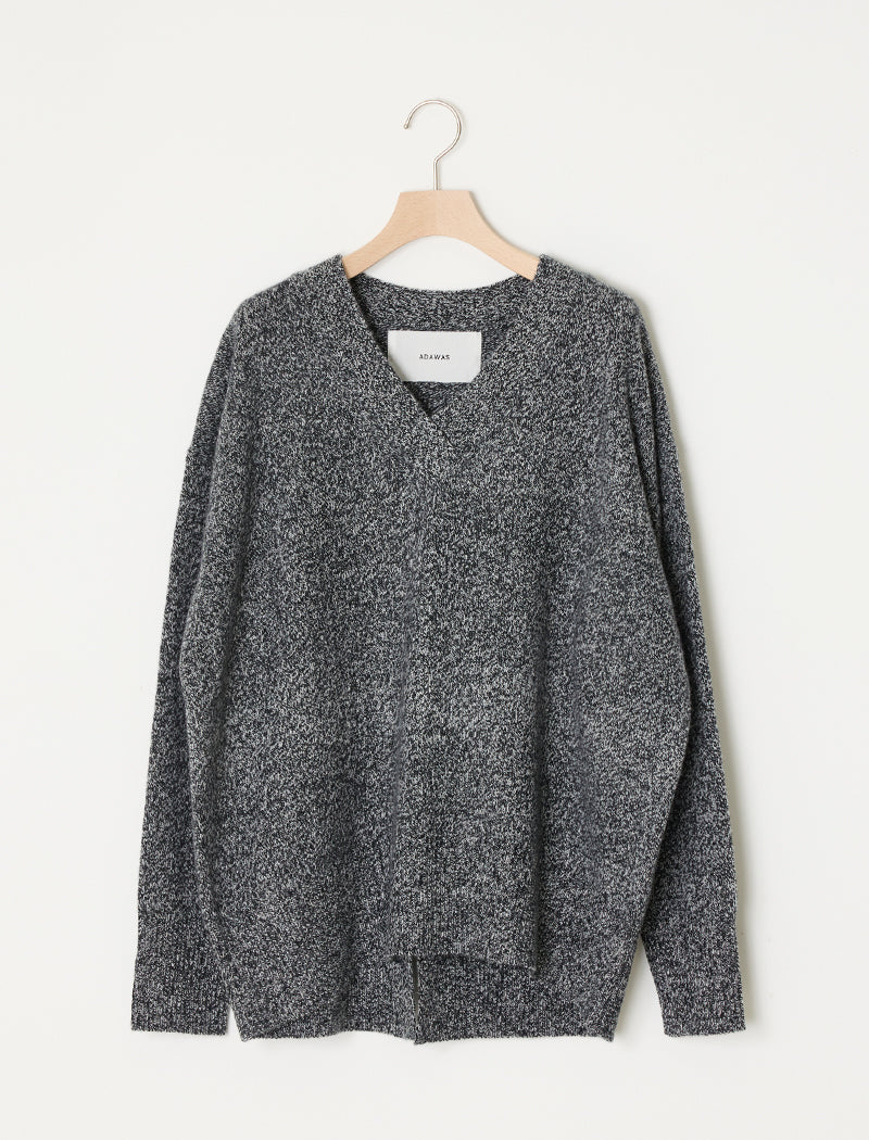 CASHMERE-BLEND V-NECK