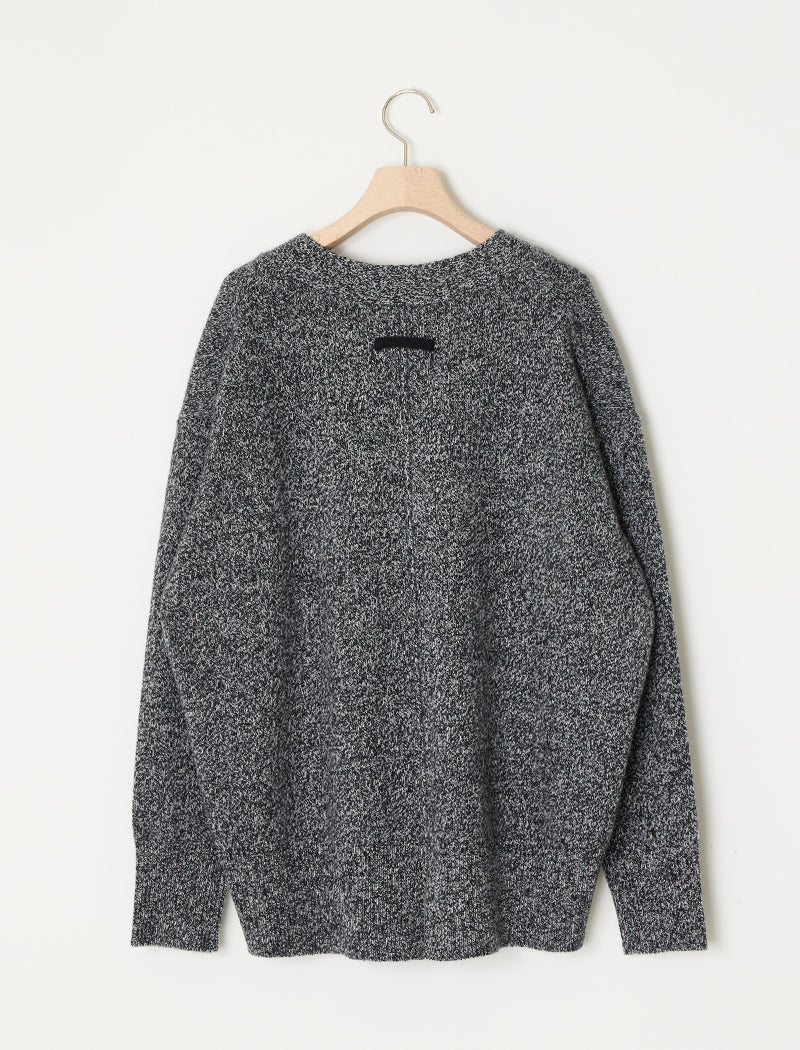 CASHMERE-BLEND V-NECK