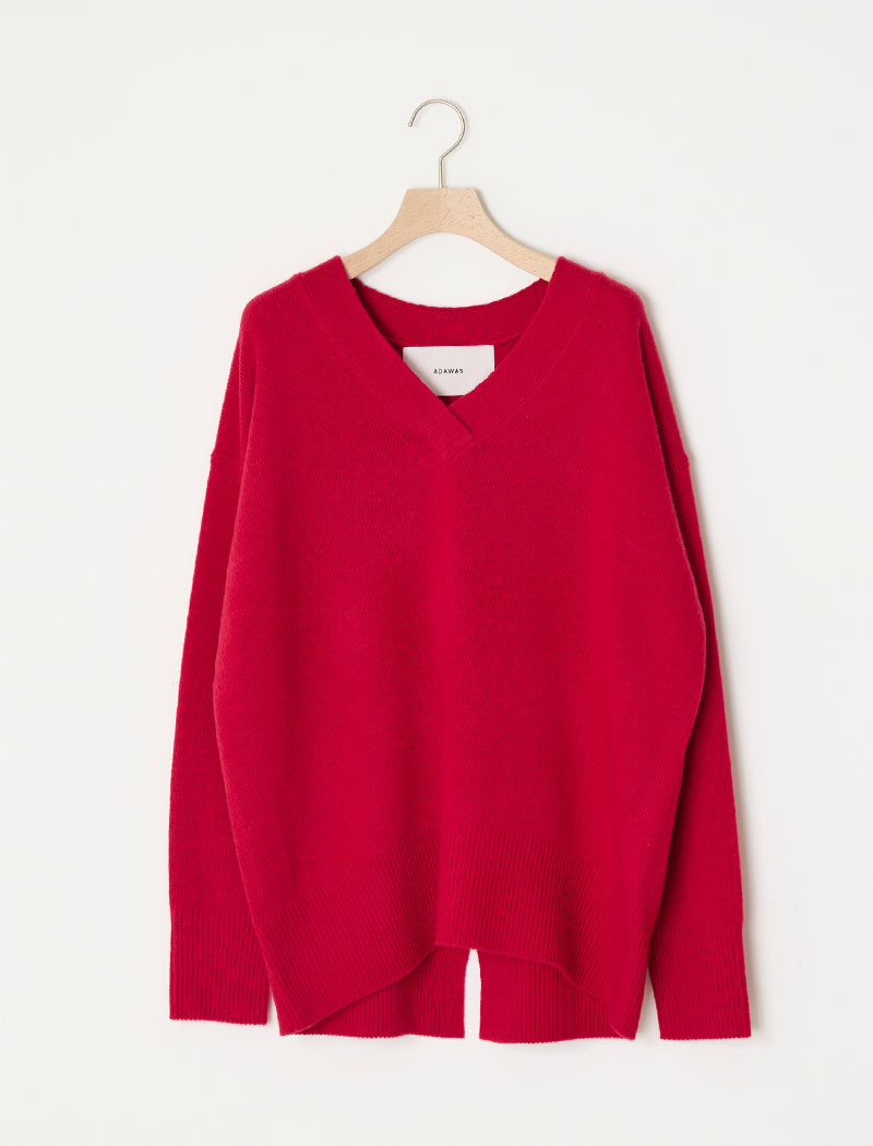 CASHMERE-BLEND V-NECK