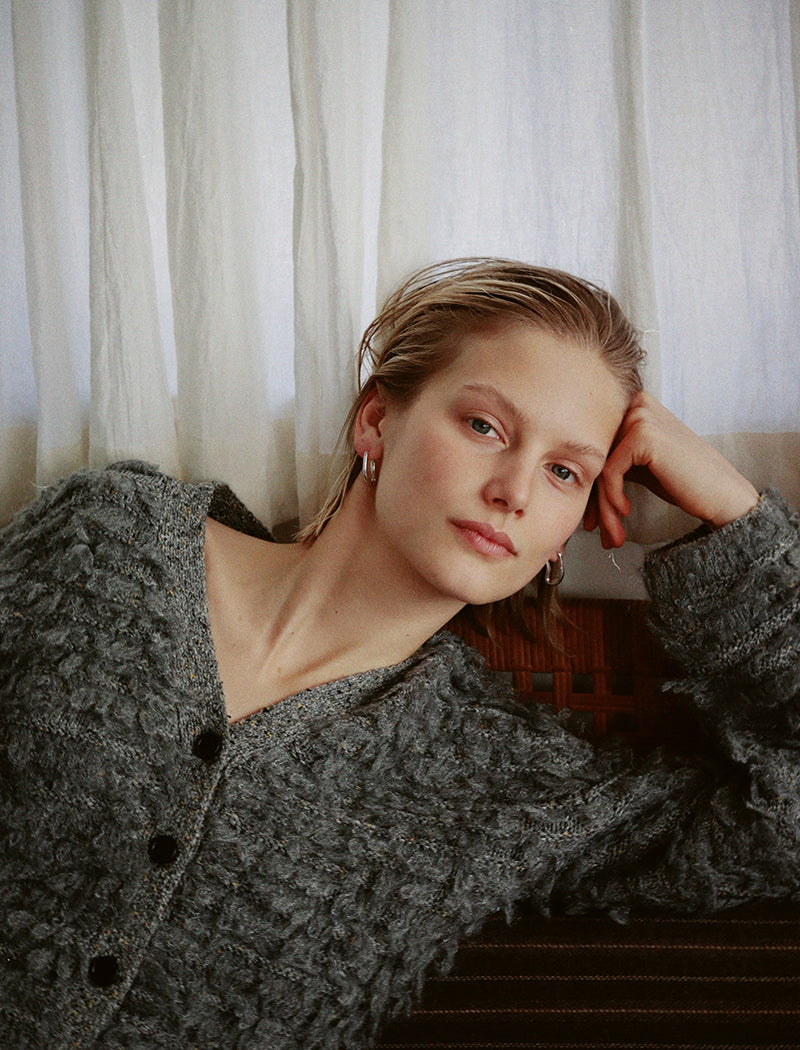 LOOP FRINGE KNIT CARDIGAN