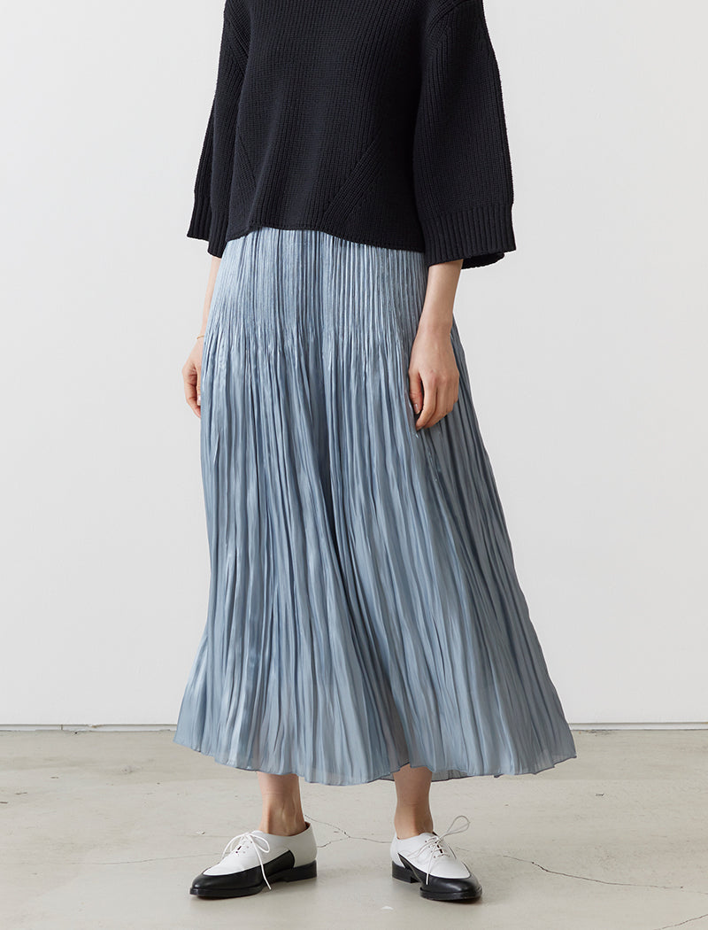 SHINY PLEATED SKIRT
