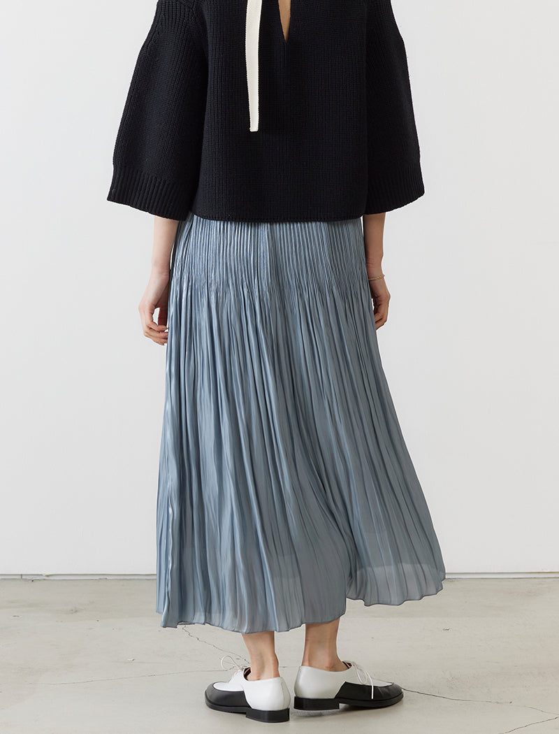SHINY PLEATED SKIRT