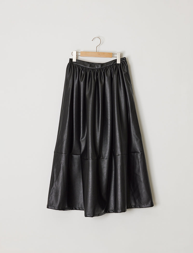 FAKE LEATHER GATHERED SKIRT