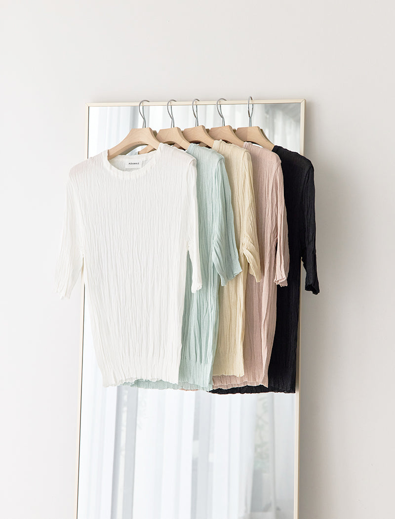 褶皱针织圆领上衣