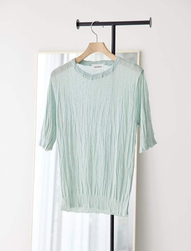 褶皱针织圆领上衣