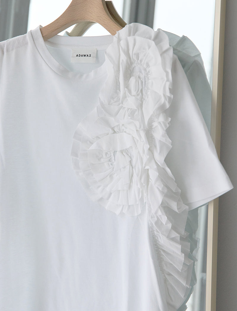 MILANO-RIB JERSEY FLOWER-DETAILING TEE