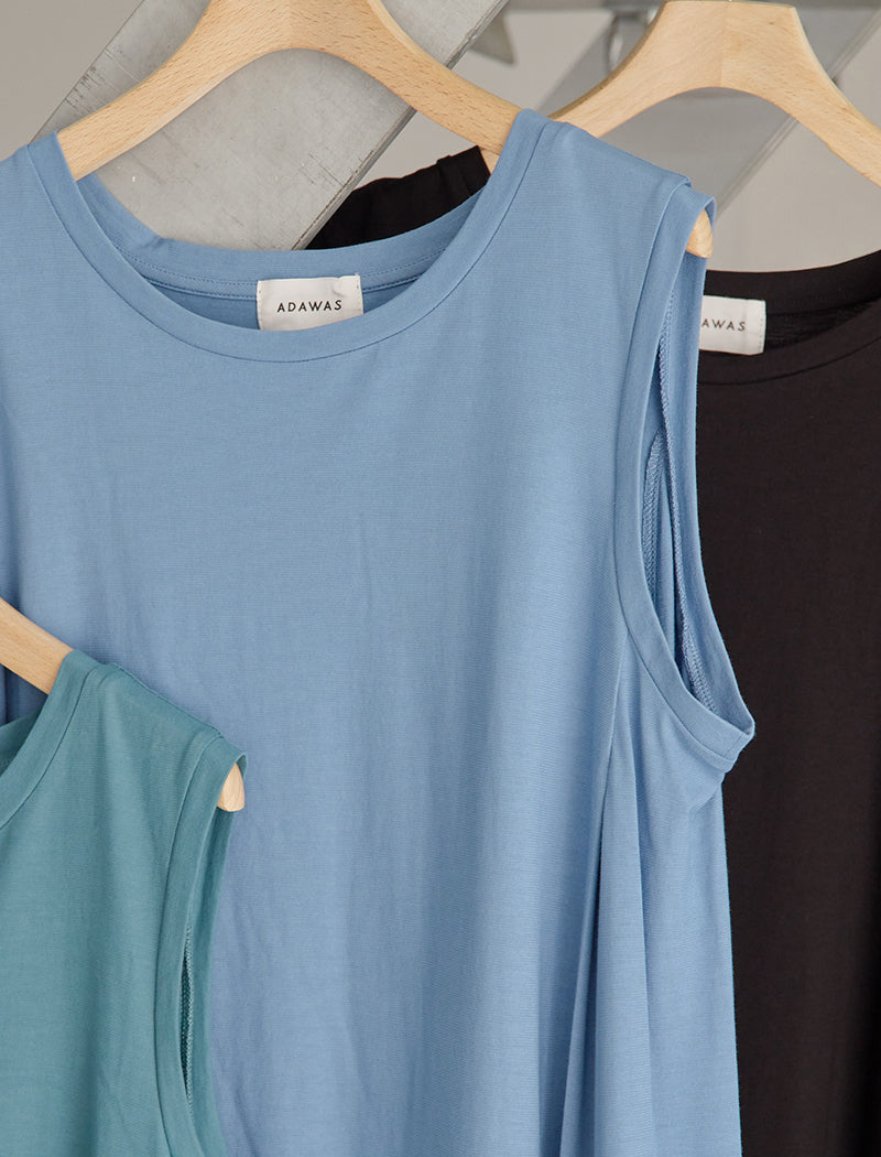 DRY JERSEY SLEEVELESS DRESS