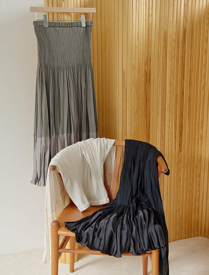 TWO-TONE PLEATED SKIRT