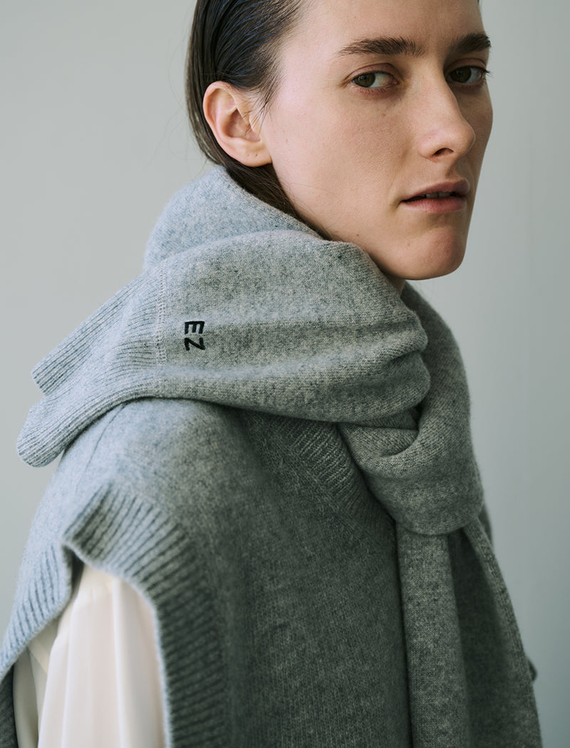 《ADAWAS/EZ》 HOODIE STOLE