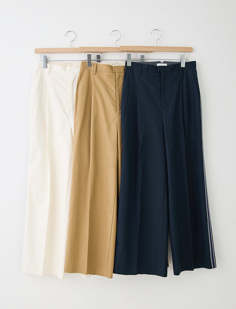 WIDE-LEG CHINO TROUSERS